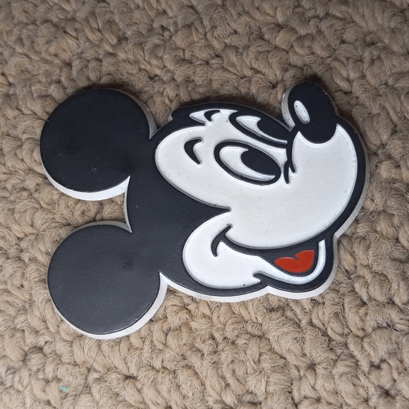 Mickey Mouse Magnets - Picture 4 of 7